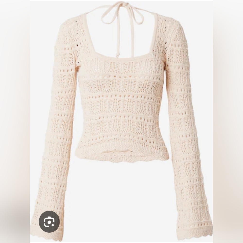 46. NWT Hollister Crochet Cropped Sweater